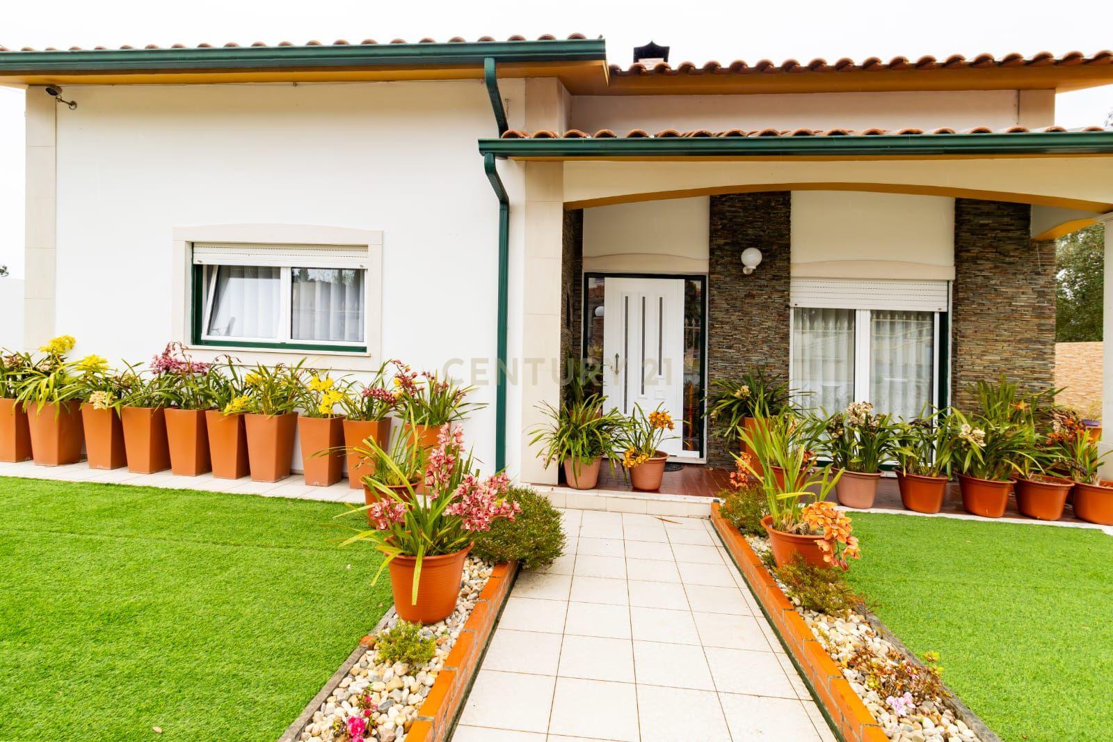 Moradia Isolada com terreno em Marinha Grande - Image 5